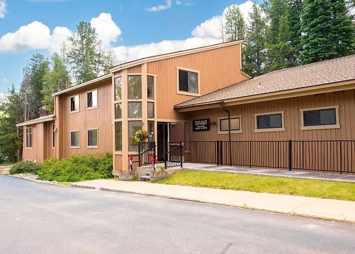 Beaver Village Unit #0821